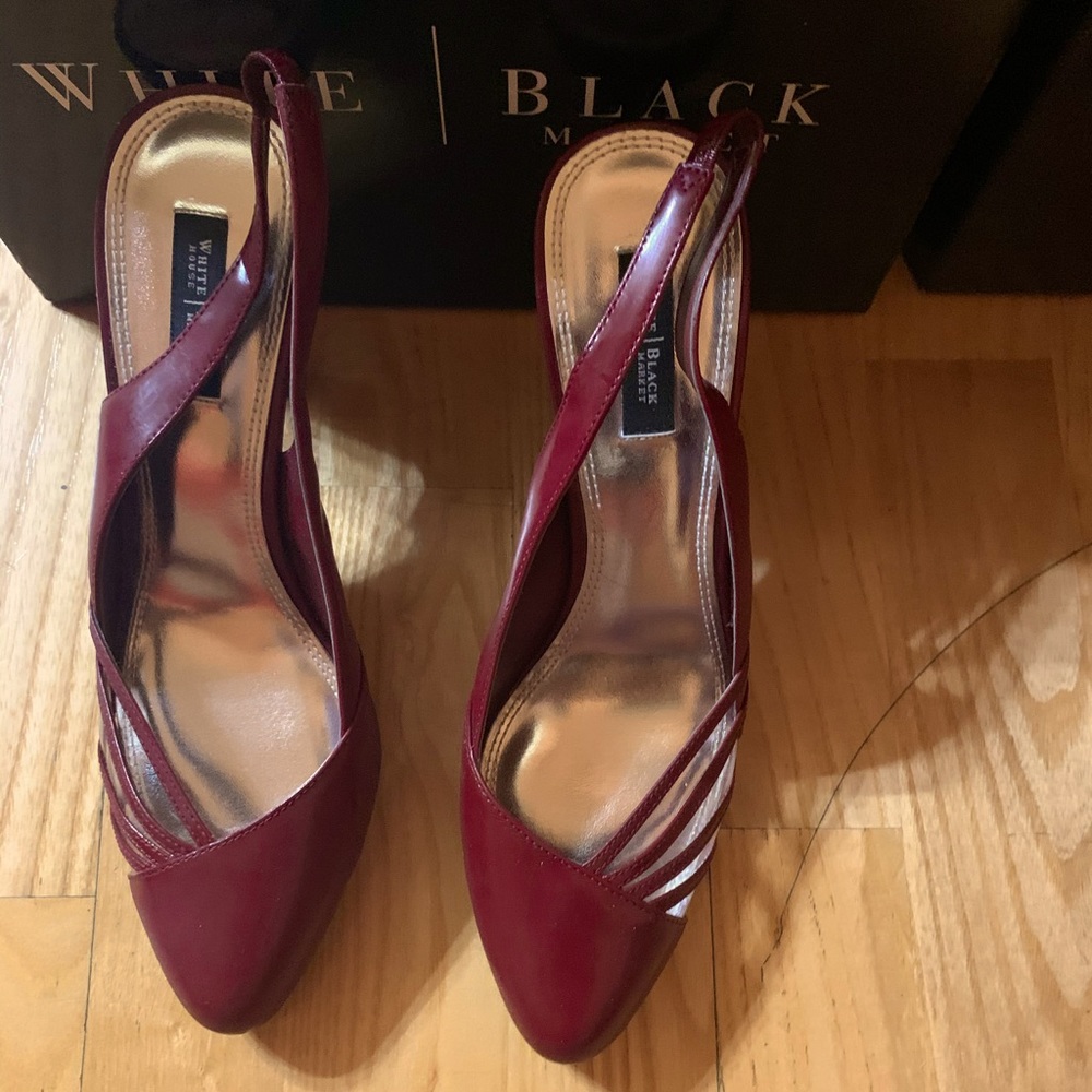 WHBM Burgundy Pumps size 8.5.  4” heel never worn